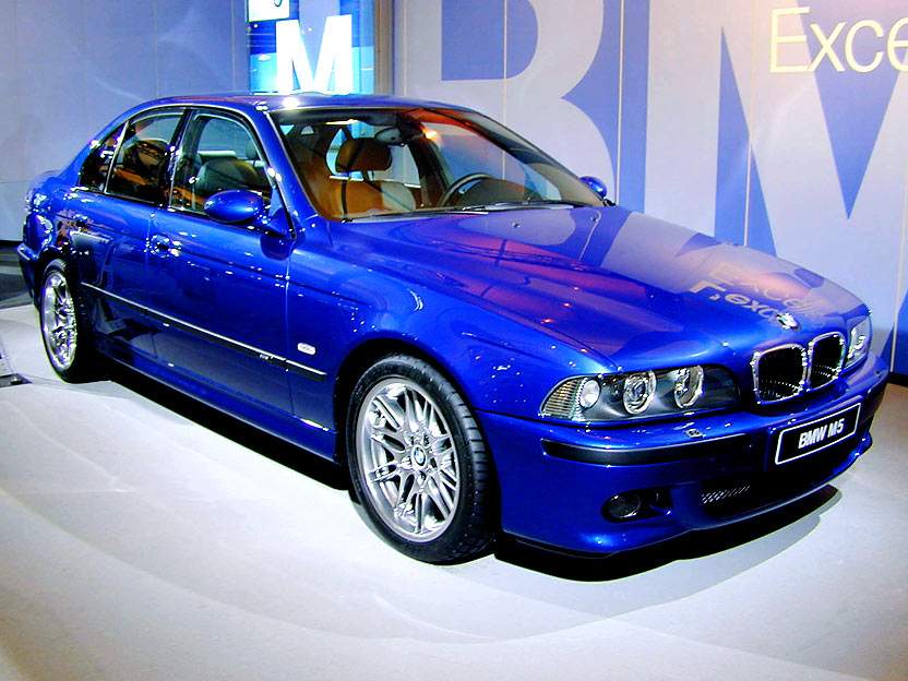 bmwm5blue.jpg